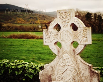 St Patricks Day, March, Thy Will Be Done Celtic Cross Christ Mountains IHS Heart Ireland Irish Landscape Religious Roses Jesus Catholic