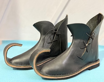 Leather Poulaines Shoes: Renaissance Fair SCA LARP Costume