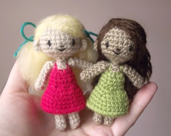 Sidonie the tiny crocheted doll - pattern PDF