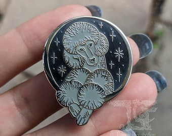 Pudel und Sterne - Art Deco Pudel Emaille Pin in schwarz und silber mit Nickel eleganter kleiner Pin