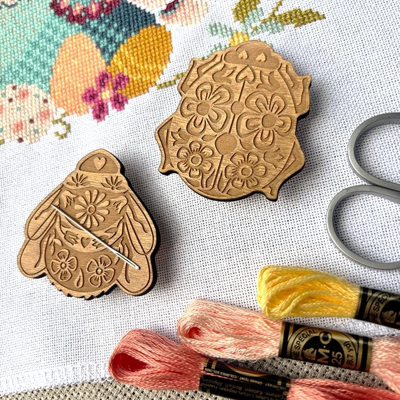 Bumble Bee - Magnetic Needle Minder - Etsy