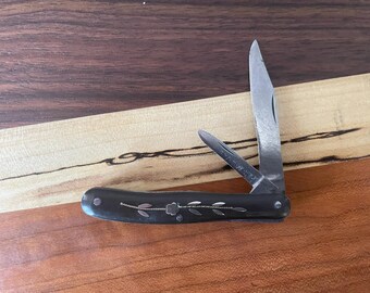 Vintage E.W. Ward Austria Pen Knife with Floral Inlays – Dual Blade Pocket Knife with Strong Snap – Rare Austrian Cutlery