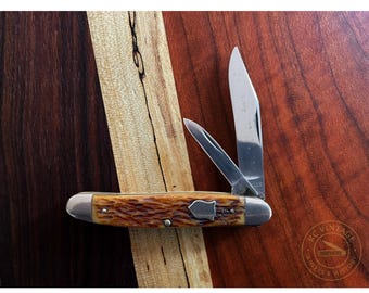 Vintage Camillus Pocket Knife – Jigged Delrin Handles – Clip & Pen Blades – Circa 1946–1950