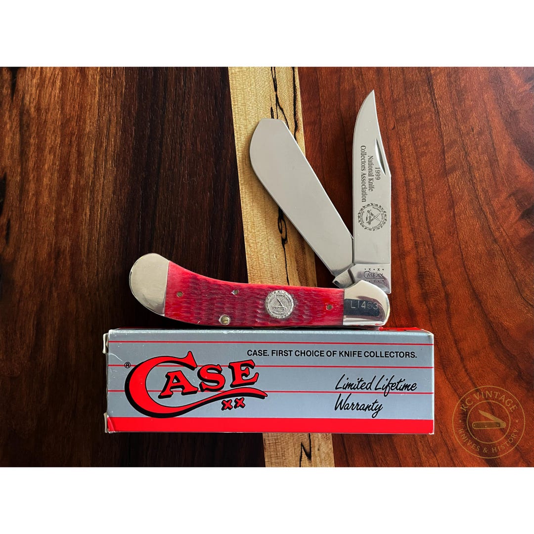 1999 Case XX NKCA Saddlehorn Trapper Knife – Red Bone Handles