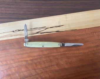Vintage Kutmaster Pen Knife | Utica, NY USA | Faux Pearl Handles | Compact Two-Blade Pocket Knife | Mid-Century American EDC