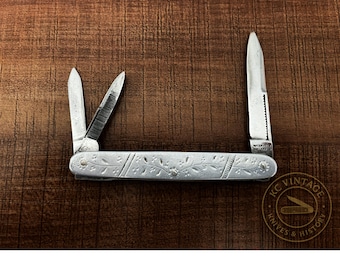 Antique Waterville Cutlery Co Gentleman’s Pocket Knife – Floral Engraved – c. Early 1900s