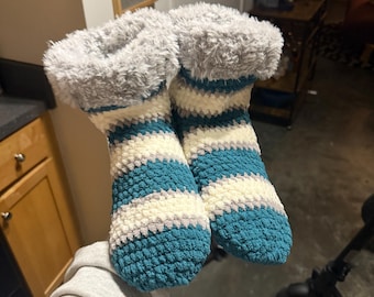 The One-Night Slipper Socks Blanket Yarn Crochet Pattern