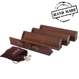 Elegante juego de rummy hecho a mano: estantes de madera y 106 fichas. Ideal como regalo de cumpleaños para adultos y parejas.