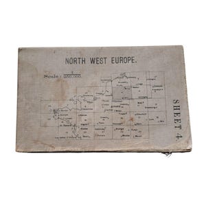 1915: Original Landkarte von Nordwesteuropa, herausgegeben vom War Office.  Aus der Zeit vom ersten Weltkrieg.