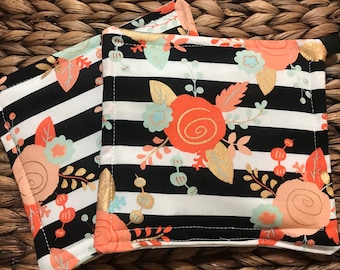 Fall Colours Hotpad Tan Kitchen Decor Beige Floral Potholder Hand Quilted Hotpad Thanksgiving Decor Neutral Flowered Potholder