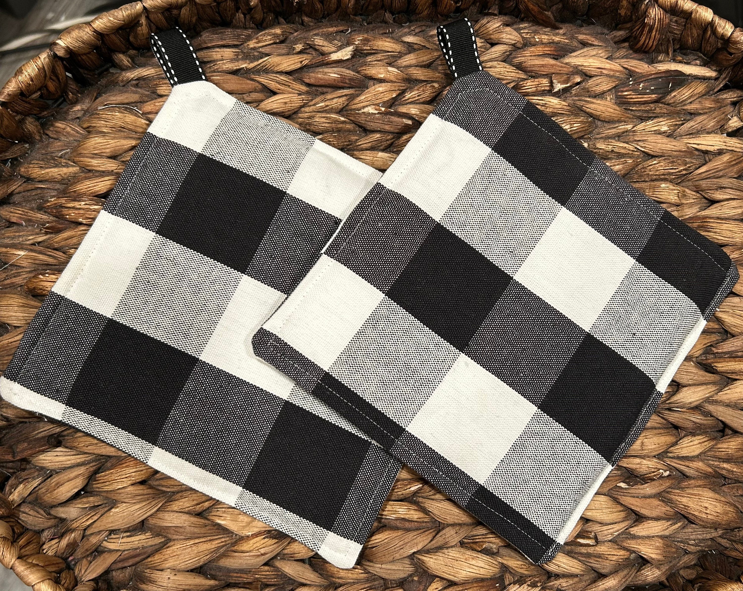 Buffalo Check Oven Mitts and Pot Holders Set of 4