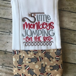 Burp Cloth-Monkey Burp Cloth-Sock Monkey Burp Cloth-Embroidery Burp Cloth-Five Little Monkeys Burp Cloth-Baby Shower Gift