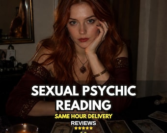 Könnte beinhalten: Eine Person mit langem kastanienbraunem Haar trägt ein dunkelrotes schulterfreies Oberteil mit Goldbesatz, eine Halskette und ein Armband. Text: SEXUAL PSYCHIC READING, SAME HOUR DELIVERY, REVIEWS, 5.0, @MYSTICAURALIGHT. Tarotkarten und eine brennende Kerze.