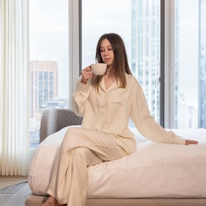 Silk Pajamas for Women | Women&#39;s 2-Piece Silk Loungewear Set | Elegant Homewear | Handmade Silk Pajama | Relaxed Fit