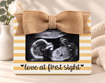 Personalized Ultrasound Picture Frame Pregnancy Announcement Gift Baby Sonogram Frame New Mom Gift Expecting Parents Gift Idea Keepsake