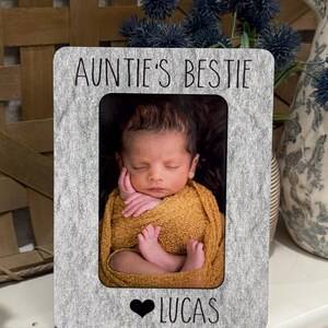 Auntie’s Bestie Christmas Frame – Gift for Aunt from Niece or Nephew – Personalized Picture Frame – Birthday or Holiday Keepsake