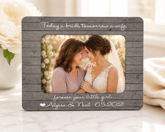 Personalized Mother of the Bride Picture Frame, Mother Wedding Gift, Custom Bridal Photo Frame, Wedding Day Gift from Bride