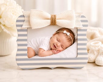 Baby Girl Picture Frame, Personalized Newborn Frame, Baby Shower Gift, Baby Photo Frame, Nursery Decor, New Baby Girl Gift