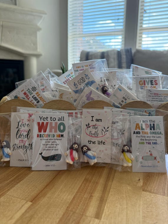 Mini Jesus Figurine with Inspirational Card – Christian Gift, Stocking Stuffer