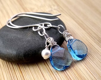 Blue Swarovski Crystal Briolette Earrings. Sterling Silver Wire Wrapped. Turquoise Blue Glass Earrings. Ocean Jewelry. Teardrop Earrings