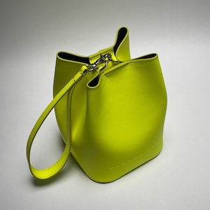Beuteltasche aus Leder: Kleine Crossbody Schulter Einkaufstasche Geschenk für Sie