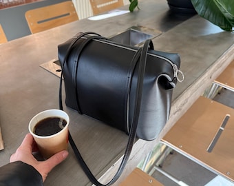 Leather Barrel Bag: Small Carry-on Weekender, Tote for Travel