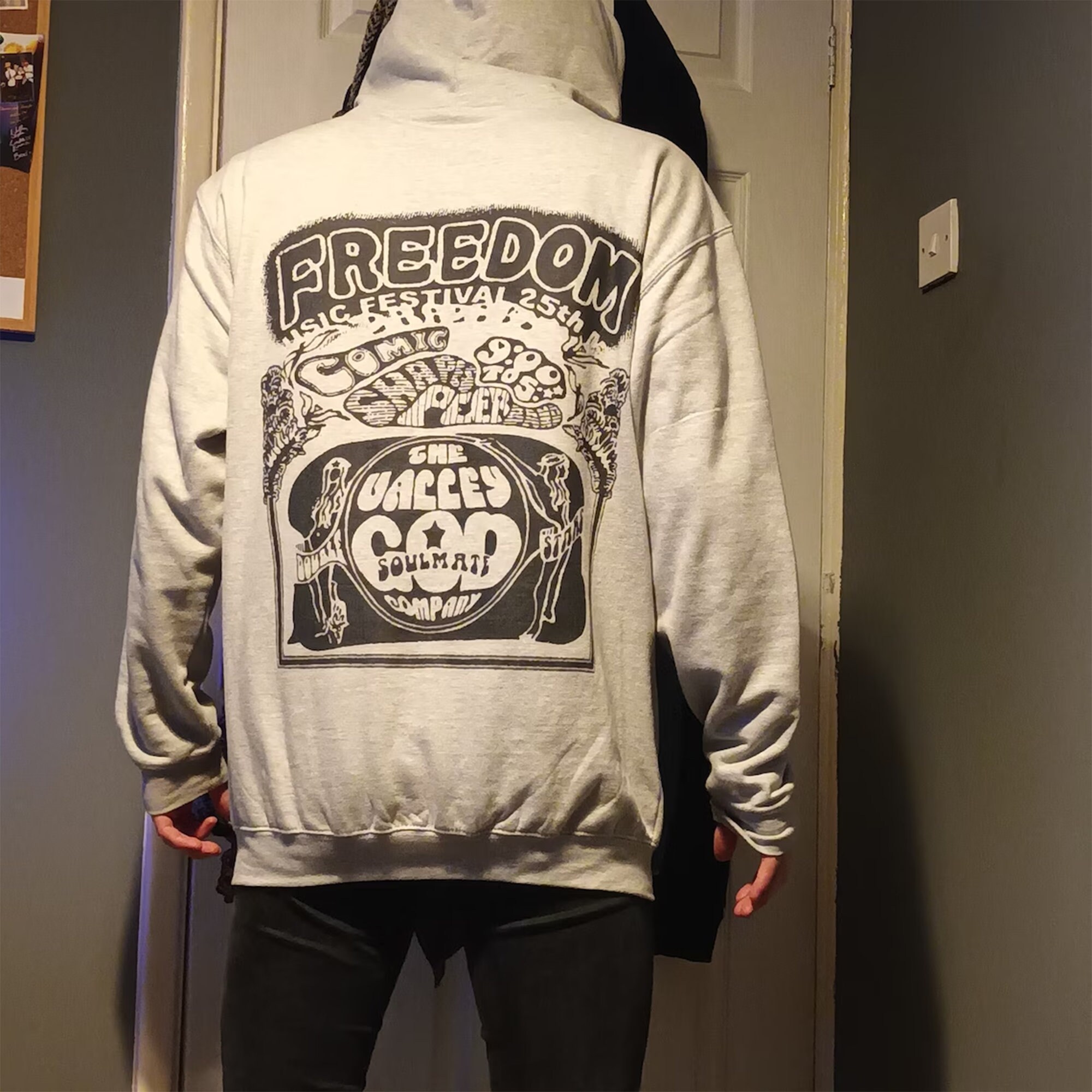made simons jacket with sharpie : r/CryOfFear