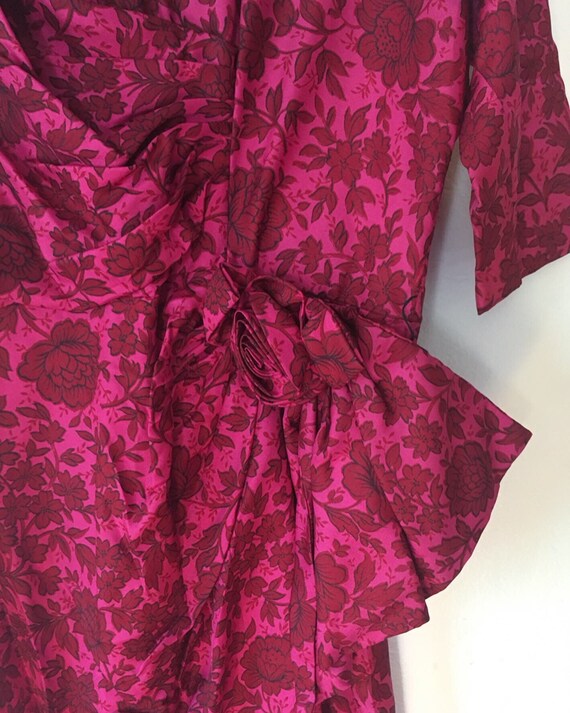 1950s Vibrant Fuchsia Gathered Tailored Silk Cock… - image 3