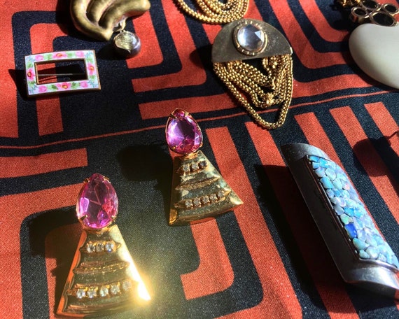 1980s Dynasty x Selena Pink Bejeweled Post Earrin… - image 1