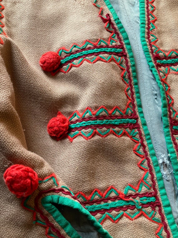 1930s Handmade Embroidered Wool Puff Hungarian Fo… - image 4