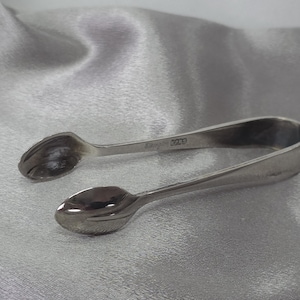 vintage Elkington silver-plated sugar tongs