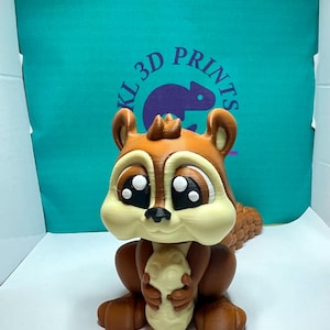 Quirky Articulated 3D Printed Squirrel -Wiggly-Tailed Fidget Figurine & Desk Buddy