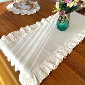 Ruffled Linen Custom Table Runner, ruffled table runner, Wedding tablecloths, french tablecloth,  boho table runner