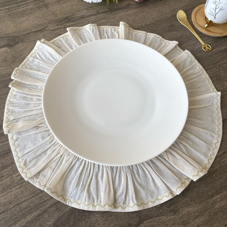 Hard Base Ruffle Mat Ruffled Round Placemat Cream Linen Farmhouse, Single Ruffle Edge Table ...