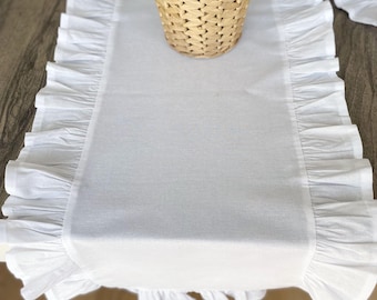 Chemin de table à volants en lin blanc - Nappe de mariage champêtre