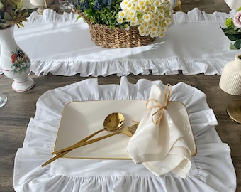 White Ruffled Placemats, Washable Linen Placemats, Custom Edge Pattern, Wedding Dining Decor, Farmhouse Kitchen Table Linens
