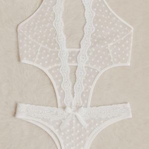 LINGERIE