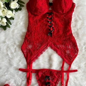 LINGERIE
