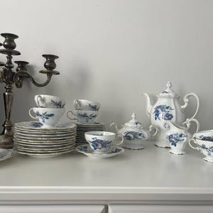 Porcelain Dinnerware Set – Bareuther Bavaria “Pompadour”