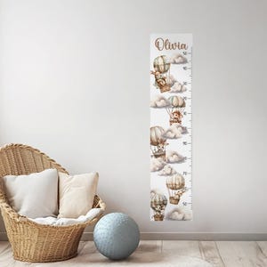 Muurstickers groeigrafiek heteluchtballon – gepersonaliseerd met de naam van het kind, milieuvriendelijk, Peel & Stick-hoogteliniaal voor babykamer