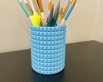 Geometric Cube Pen & Pencil Holder – Modern Desk Organizer for Office or School