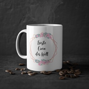 Personalized Grandma Mug, Best Grandma, Gifts for Mom and Grandma, Birthday Gift for Mom, Floral Wreath Design