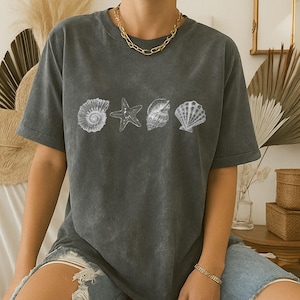 Comfort Colors® Sea Shells 90s Vintage Style Tshirt, Retro Y2k Ocean Shell Shirt, Sea Lovers Shirt, Summer Ocean Shirts, Cute Sea Animal Tee