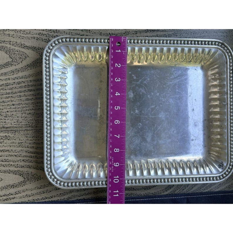 Bandeja rectangular vintage Wilton Armetale Flutes & Pearl de 35,5 cm (14") con aspecto de peltre. imagen 12