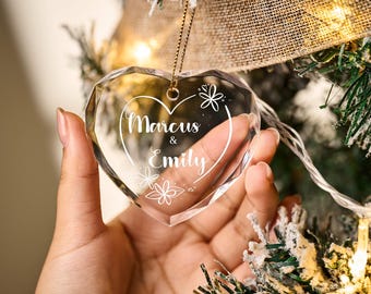 Personalisierte Acrylverzierung, die mit Ihren Namen und Datum besonders angefertigt wird, Weihnachtsverzierung, personalisierte Verzierung, Weihnachtsgeschenk, Geschenk für sie