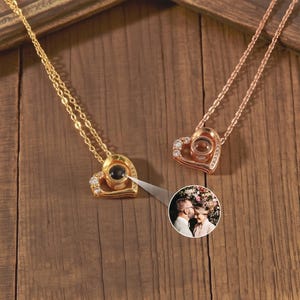 Heart Projection Necklace, Custon Photo Projection Necklace, Memorial Photo Necklace, Personalized Gift,  Anniversary Gift for Her, Mom Gift