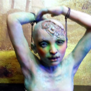 Torso de escultura Sleetwealth de Nita Collins OOAK Slog