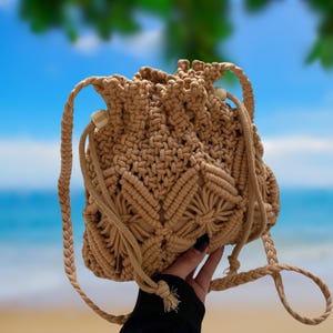 Handwoven Boho Mini Crossbody Bag – Small Macramé Envelope Purse with Drawstring Closure, Lightweight Beach Shoulder Bag for Resort Vacation