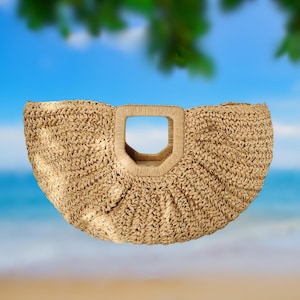Boho Semi Circle Woven Straw Clutch Bag With Geometric Handle, Natural Handbag For Beach Days, Resort Outfits & Casual Summer Looks