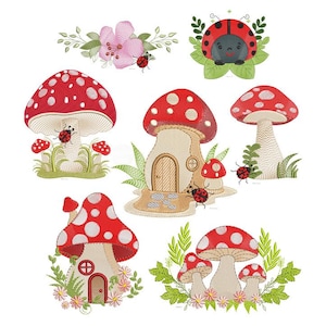 Pode incluir: Uma coleção de desenhos bordados com casas e cogumelos vermelhos e brancos com bolinhas brancas. As joaninhas e os detalhes florais também estão incluídos nos desenhos. Os desenhos estão em um fundo branco.